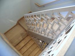 DITTON STAIRS WITH FEATURE BALUSTRADE